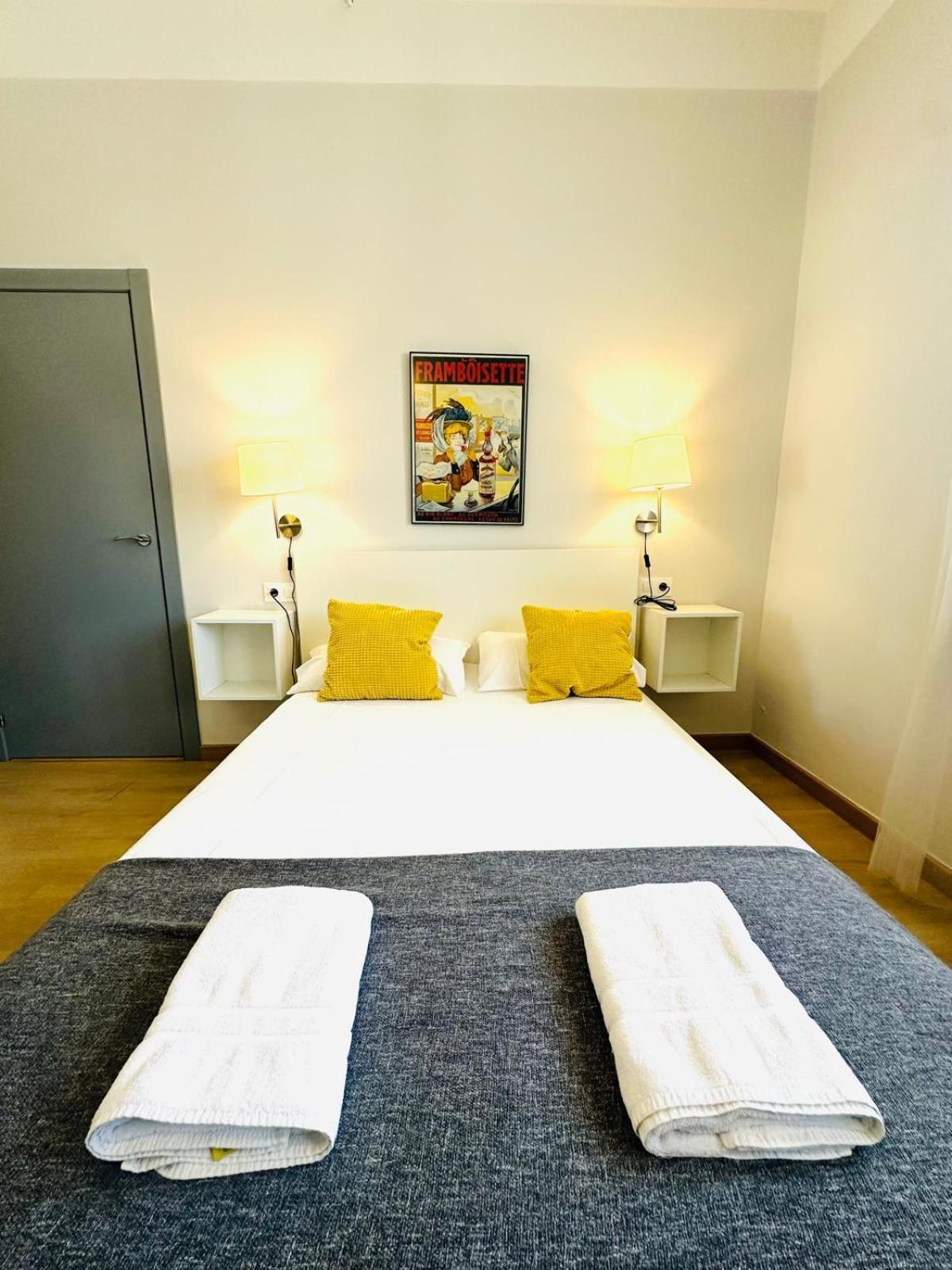 Apartamentos Templo Diana -Vistas Historicas- Мерида Екстериор снимка